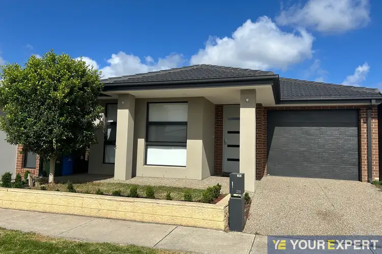 26 Myrtleford Street, Clyde VIC 3978