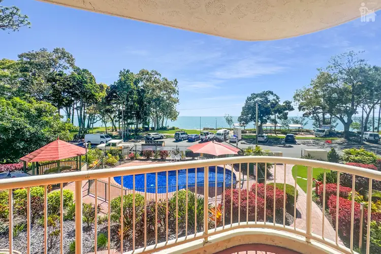 9/451 Esplanade, Torquay QLD 4655