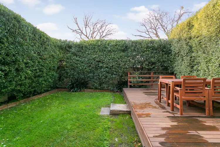 1/138 Kilby Road, Kew East VIC 3102