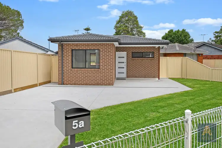 5A Garonne Street, Seven Hills NSW 2147