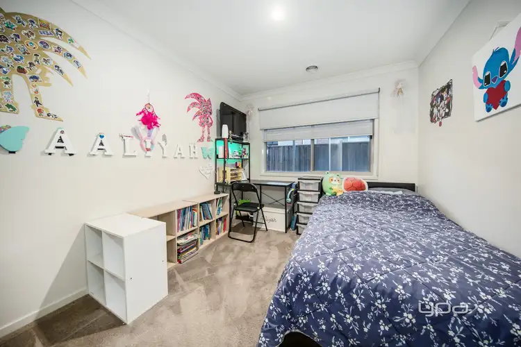 Sixth view of Homely house listing, 19 Twain Way, Fraser Rise VIC 3336