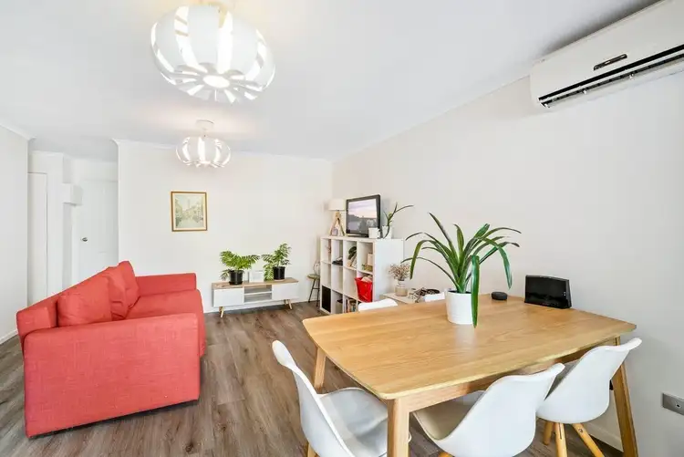 6/5 Rolan Court, Palm Beach QLD 4221