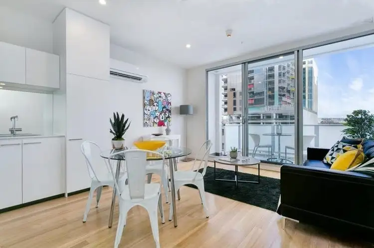 301/14 Gilbert Street