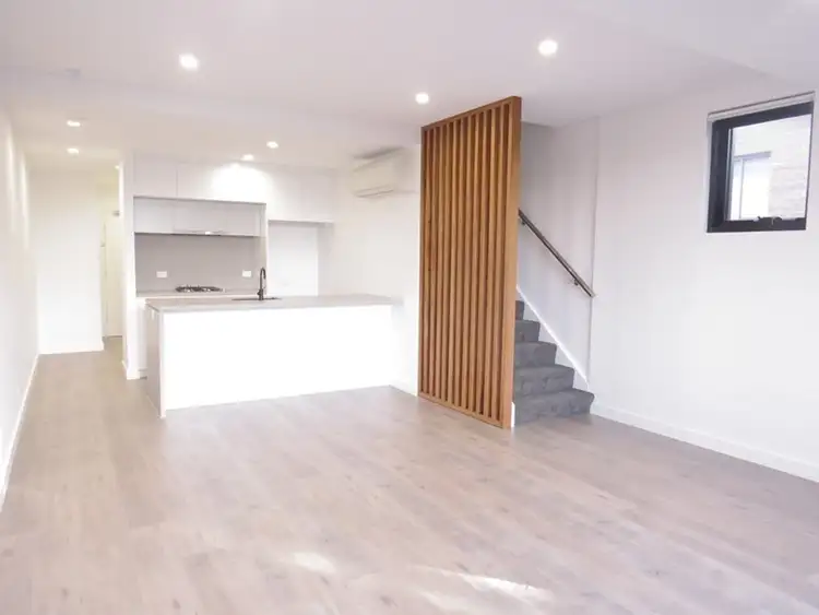 7/18 New Orleans Crescent, Maroubra NSW 2035