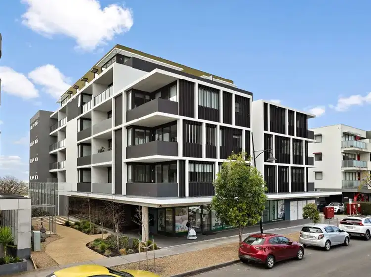 407/82 La Scala Avenue