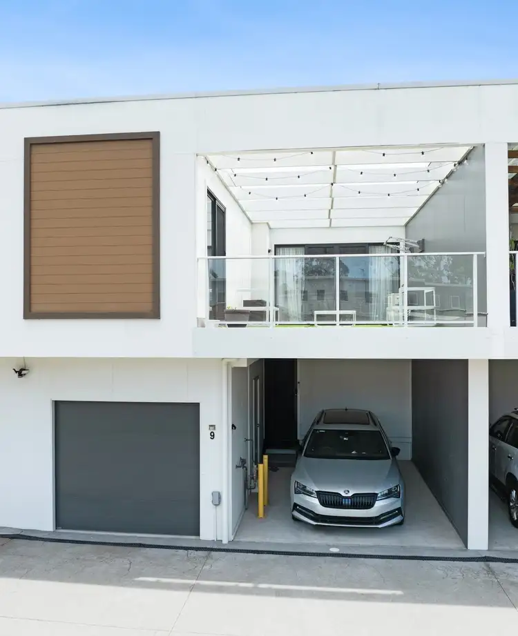 9/301 Princes Highway, Albion Park Rail NSW 2527