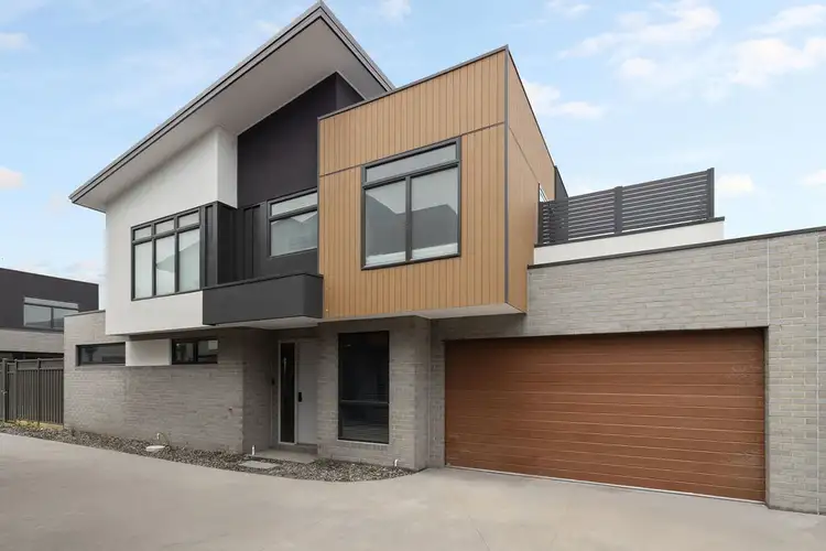 4/260 dromana Parade, Safety Beach VIC 3936