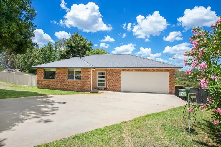 4 Cotterell Place