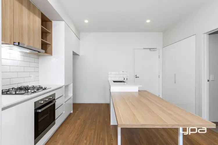 411/11 Commercial Road