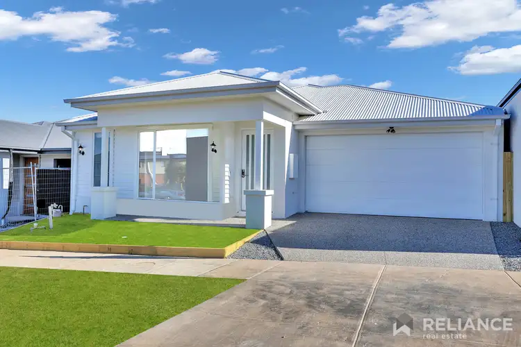 35 Mullins Way, Sunbury VIC 3429