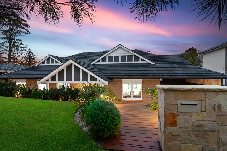 11 Wombeyan Street, Forestville NSW 2087