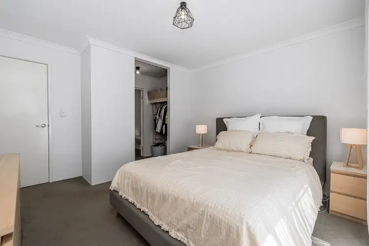 Sixth view of Homely house listing, 52 Stillwell Circuit, Hilbert WA 6112