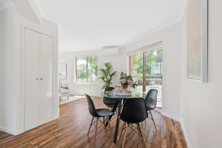 1/1 Port Jackson Circuit