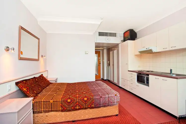 132/450 Pacific Highway