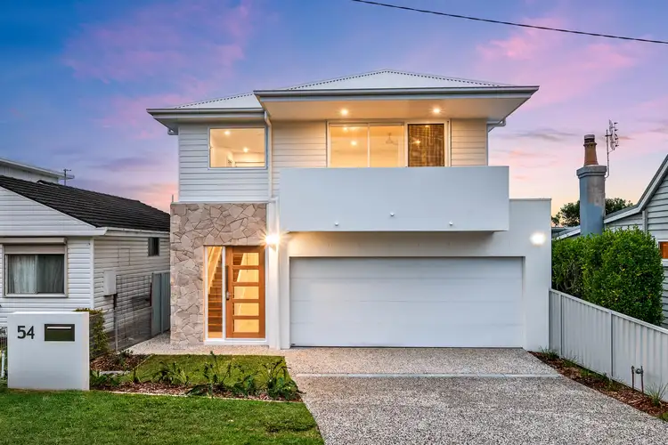 54 Cowlishaw Street, Redhead NSW 2290