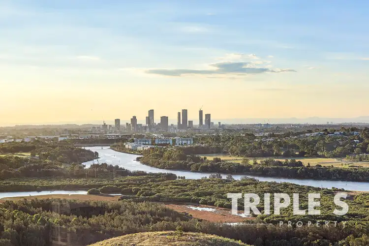 2212/2 Waterways Street