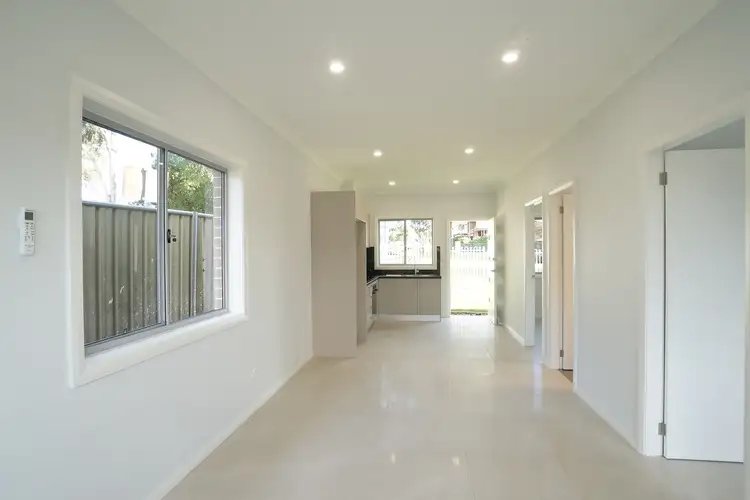 19A Sandringham Street