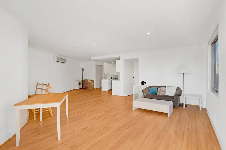 104/77 Northbourne Avenue