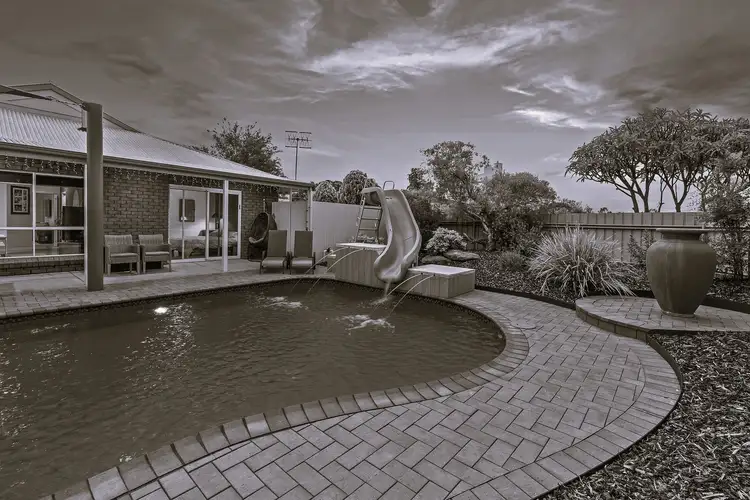 1 Luther Road