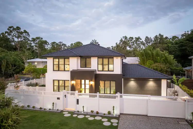 4 Lorikeet Close