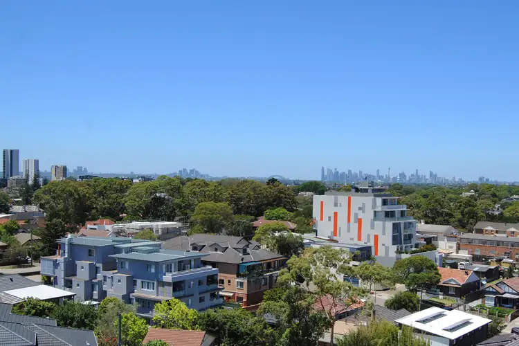 8B/292-294 Liverpool Road