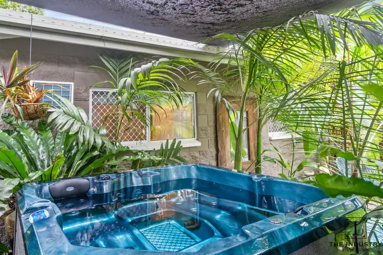 1/12 Frankston Street