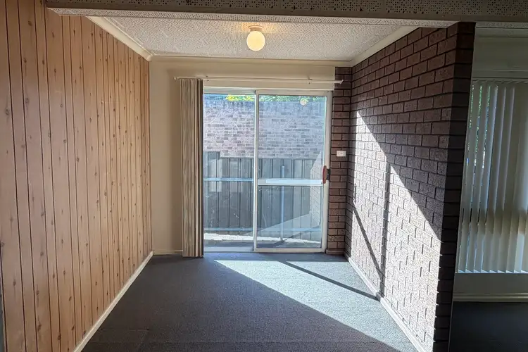 1/98 Carthage Street