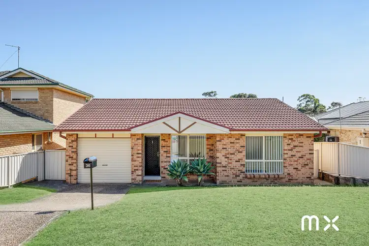 36 Tuggerah Circuit