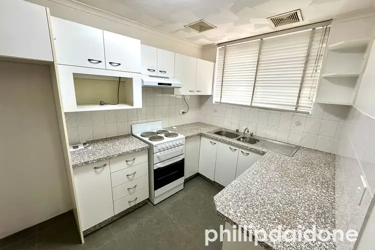 1/12 Crawford Street