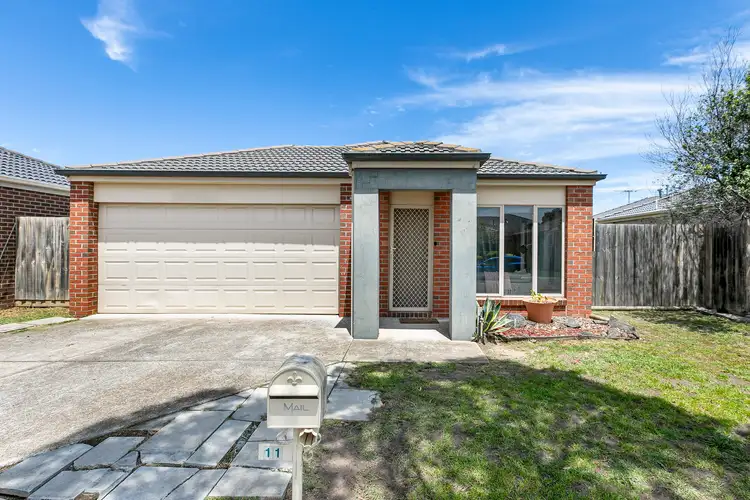 11 Horseshoe Circuit