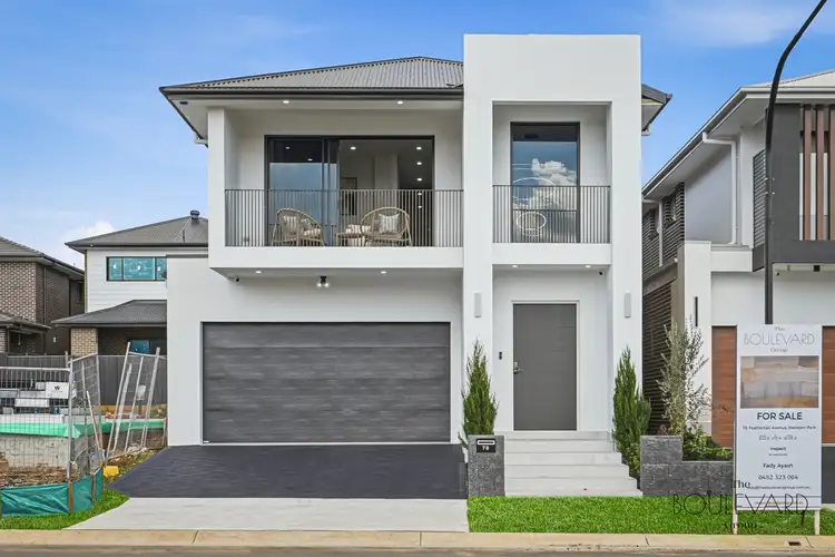 78 Feathertail Avenue