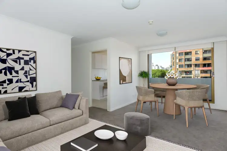 144/71 Victoria Street