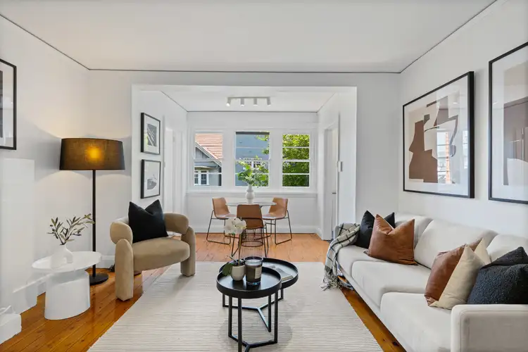 13/17 St Neot Avenue