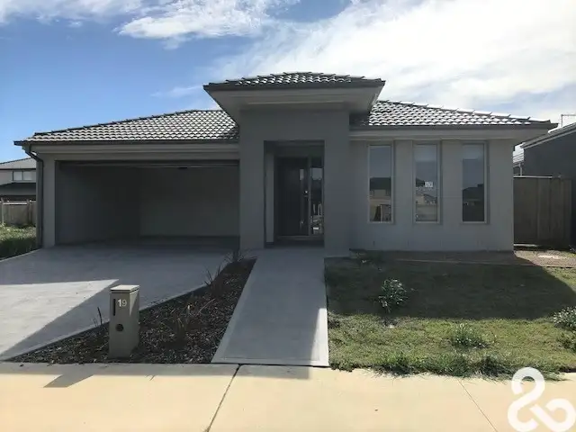 19 Blackmore Road, Mickleham VIC 3064
