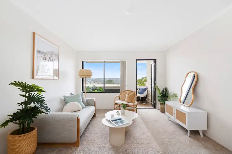 29/63 Pacific Parade