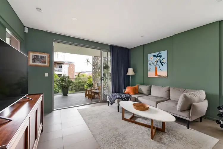 205/27 George Street