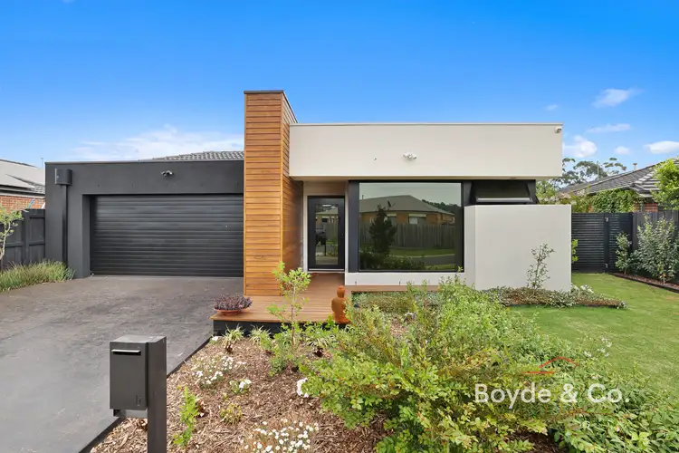 6 Gary Avenue