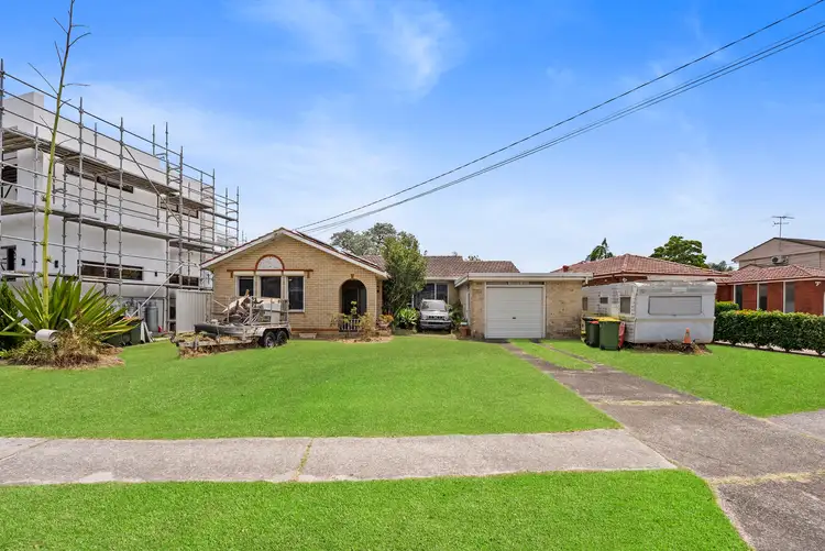 213 Belgrave Esplanade