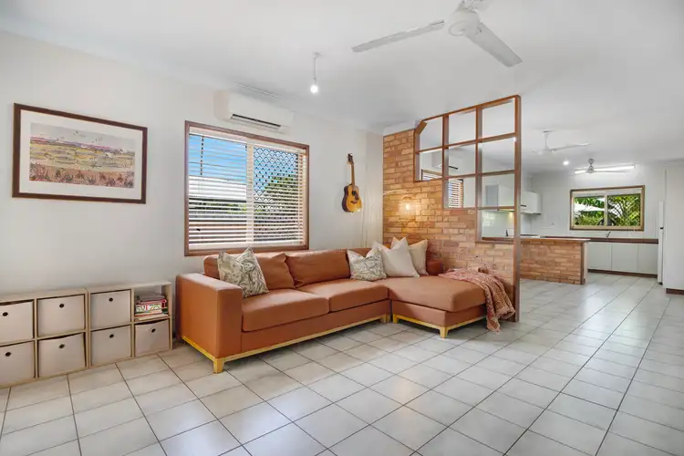 3/6 Rhatigan Place