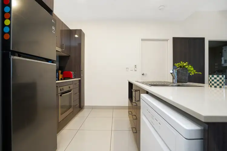 18/25 Fairweather Crescent