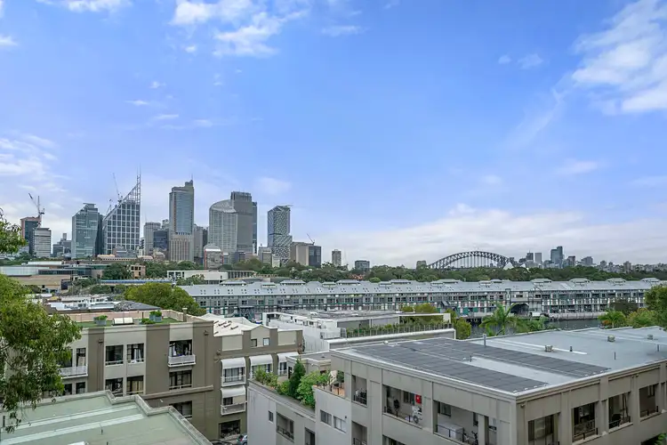 813/73 Victoria Street