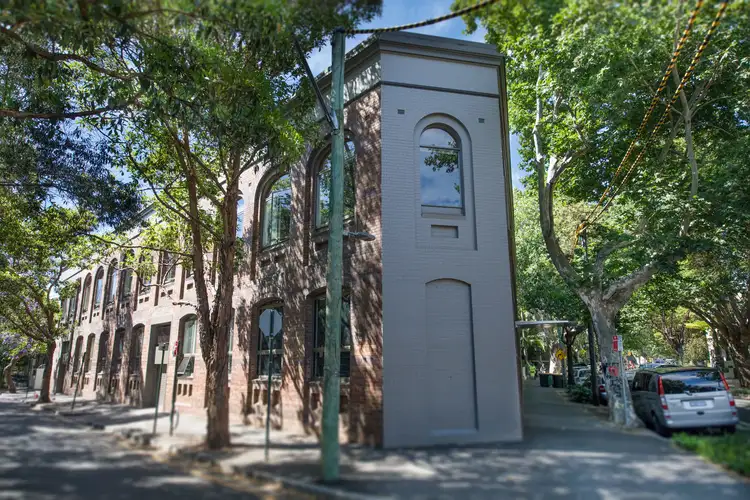 16/498 Bourke Street