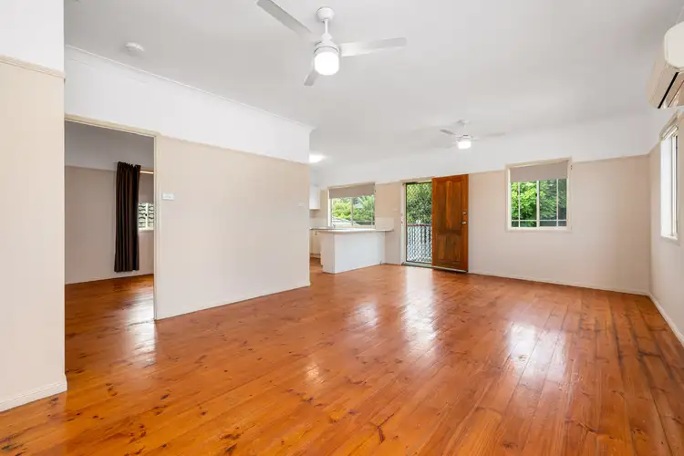 34 Durimbil Street, Camp Hill QLD 4152