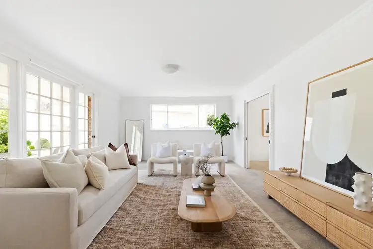 15 Allenby Park Parade