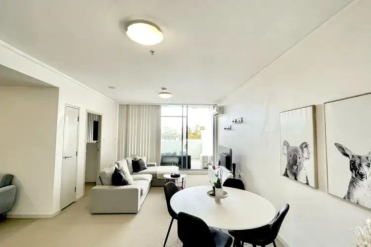 116/1 Bruce Bennett Place