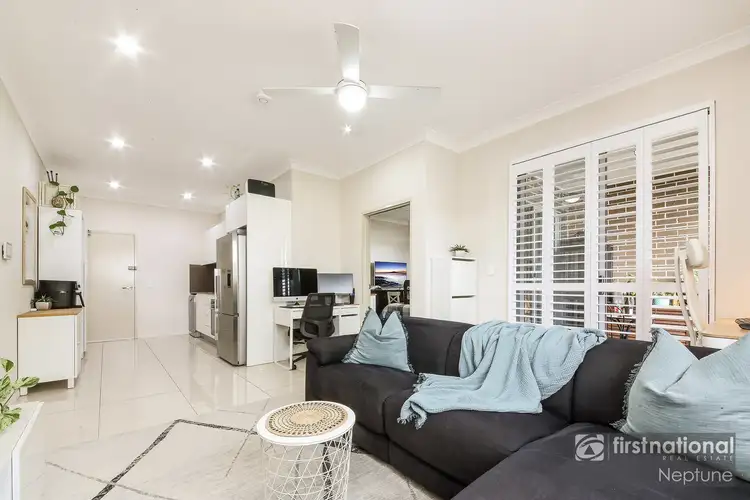 26/2-4 Octavia Street