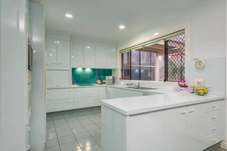 Fifth view of Homely house listing, 9 Gray Close, Endeavour Hills VIC 3802