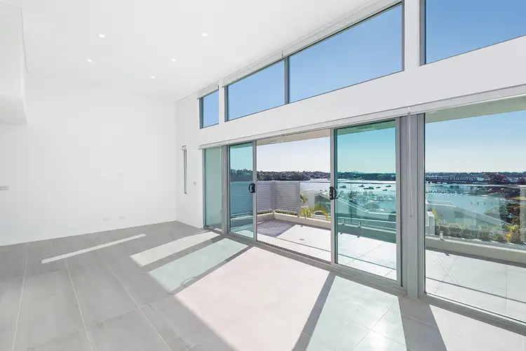 6/4-8 Florida Street