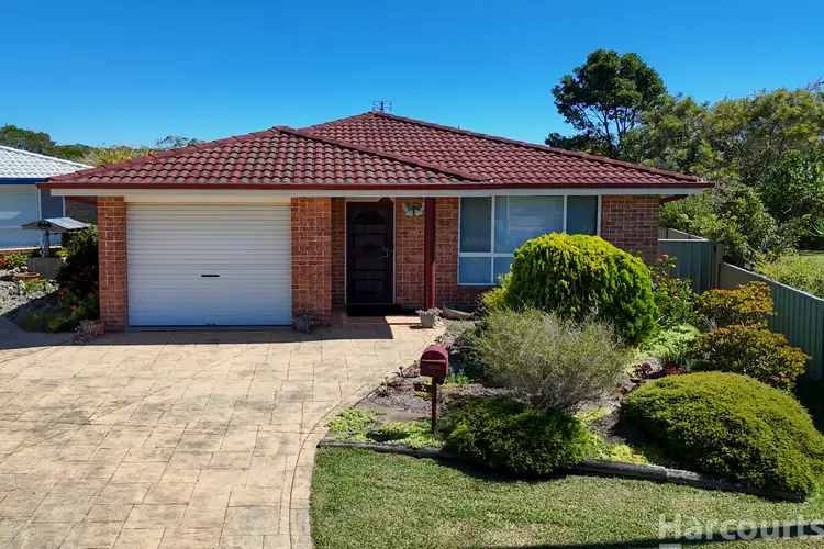7B Fairway Place