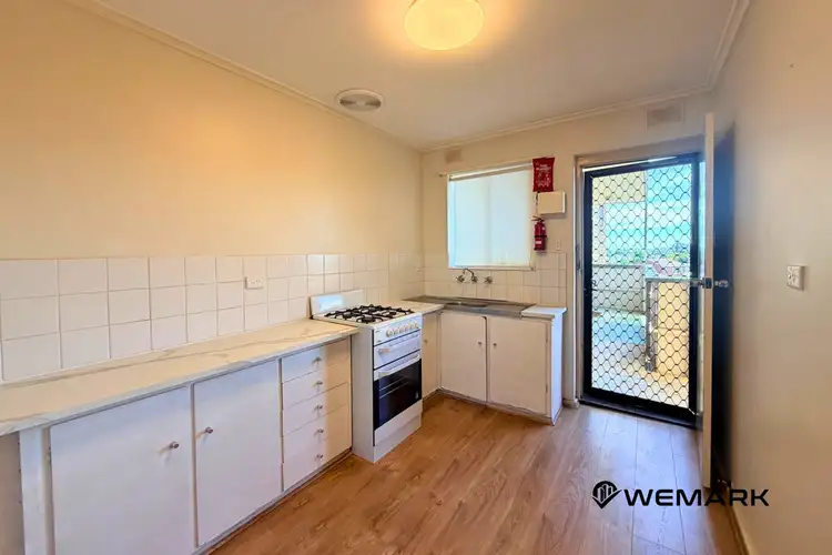 86/3 Noblet Street
